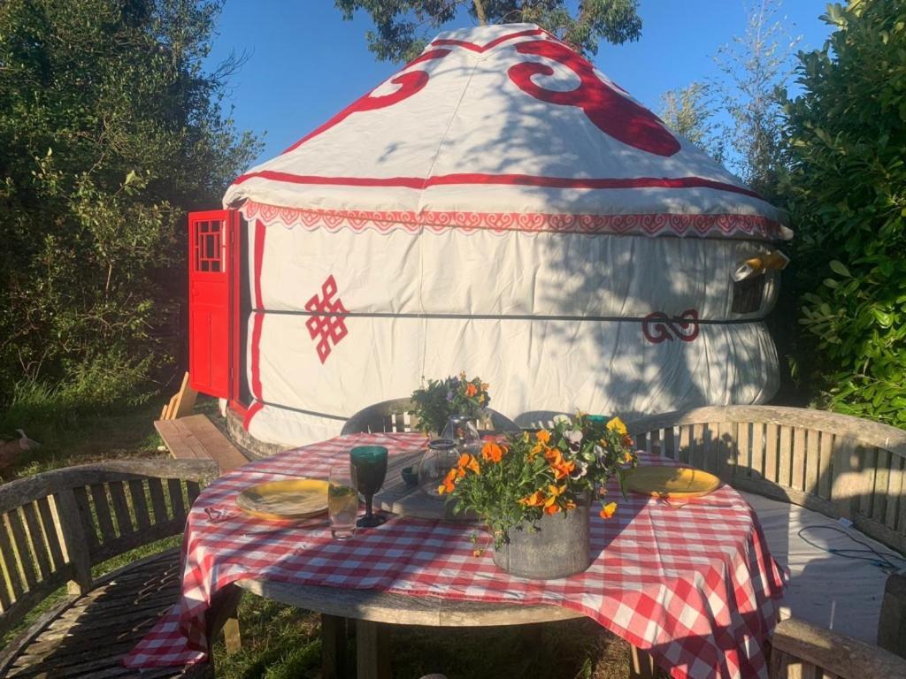 Traditional Yurt @ Longleat Warminster Eksteriør bilde